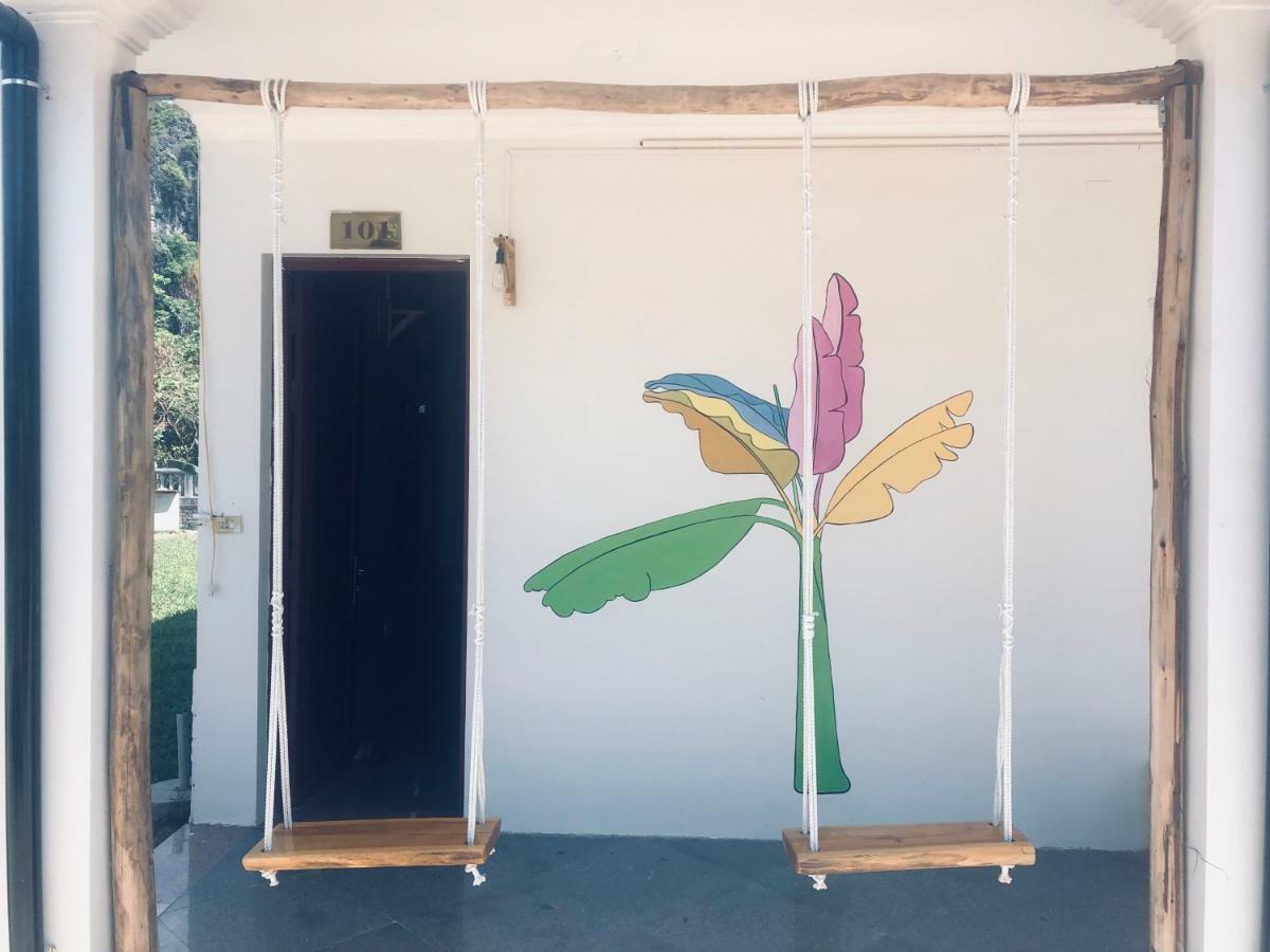 The Banana Tree Hostel Νιν Μπιν Εξωτερικό φωτογραφία